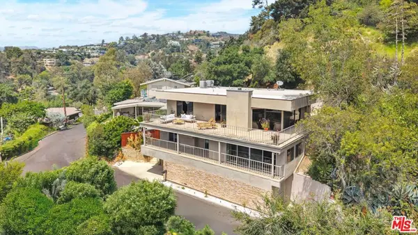 966 Bluegrass Lane, Los Angeles, CA 90049