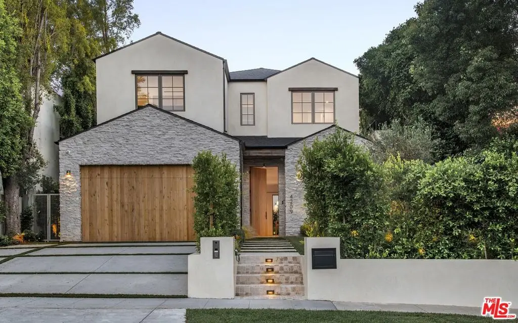 4209 Vantage Avenue, Studio City, CA 91604 - Image #1