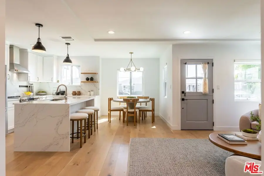 3840 Lyceum Avenue, Los Angeles, CA 90066 - Image #2