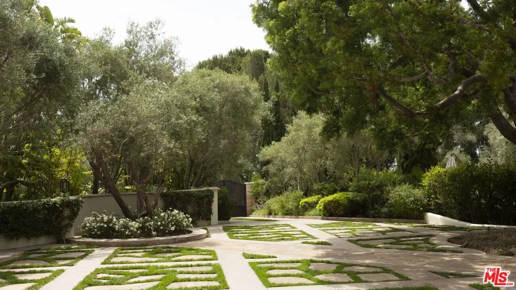 27403 Pacific Coast Highway, Malibu, CA 90265 - Image #1