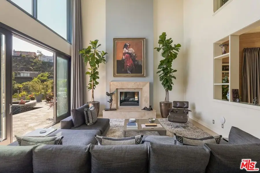 1573 Sunset Plaza Drive, Los Angeles, CA 90069 - Image #2