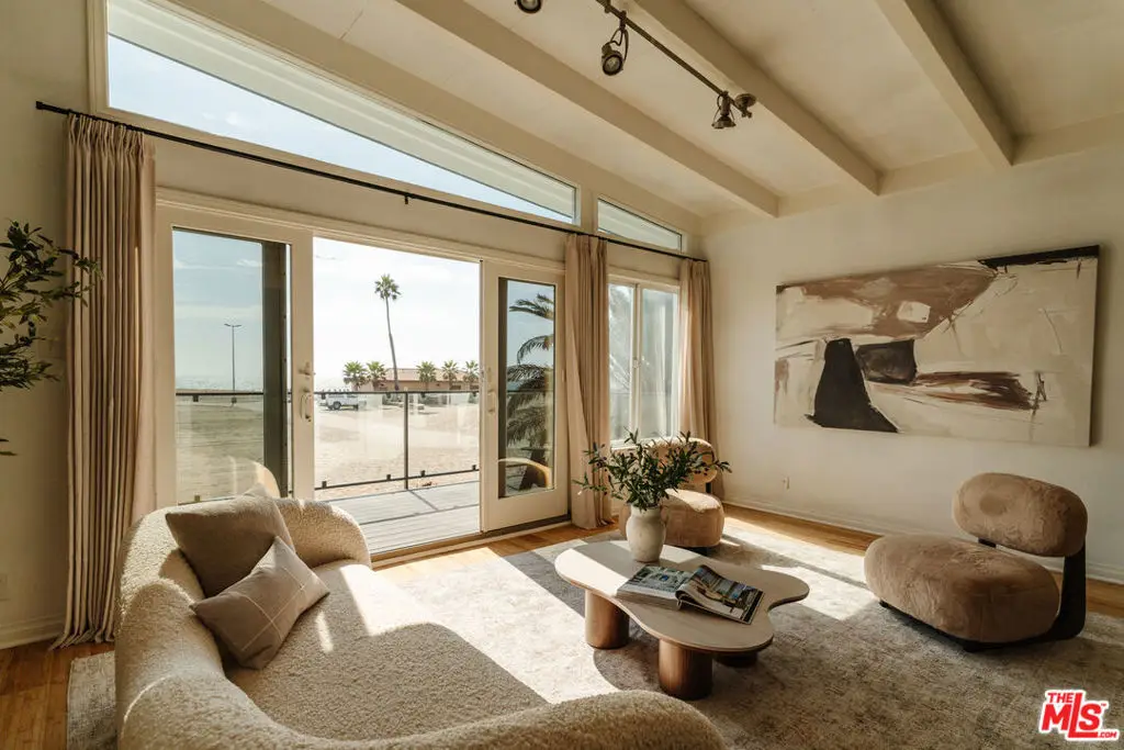 6935 Trolleyway, Playa Del Rey, CA 90293 - Image #1