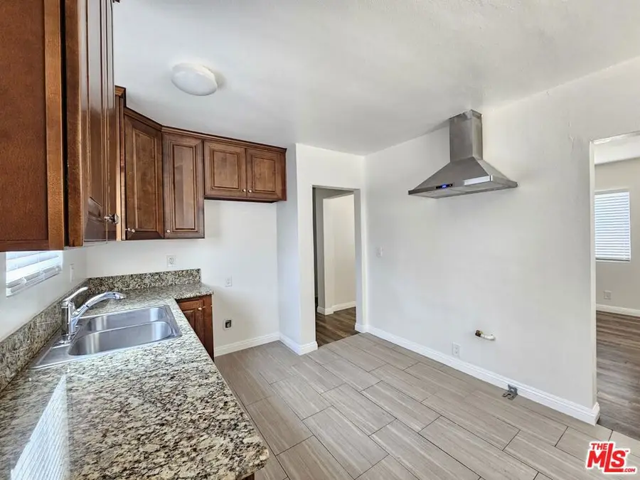 6021 Brynhurst Avenue, Los Angeles, CA 90043 - Image #2