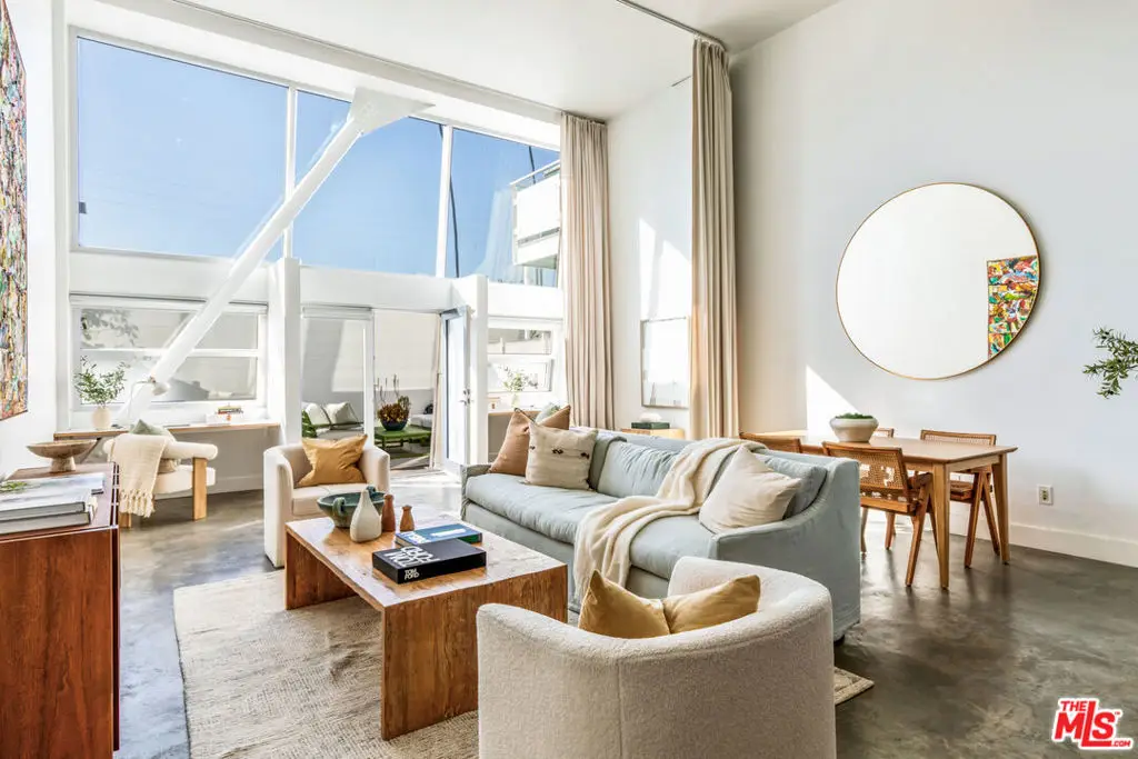 615 Hampton Drive #A102, Venice, CA 90291 - Image #1