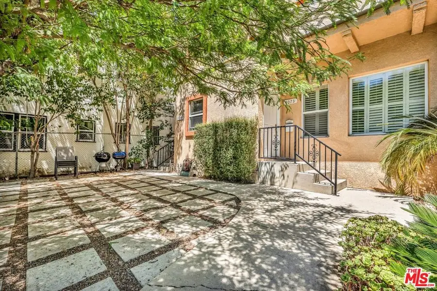 1073 S Mansfield Avenue, Los Angeles, CA 90019 - Image #3