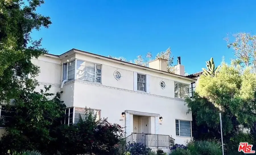 10817 Lindbrook Drive, Los Angeles, CA 90024 - Image #2