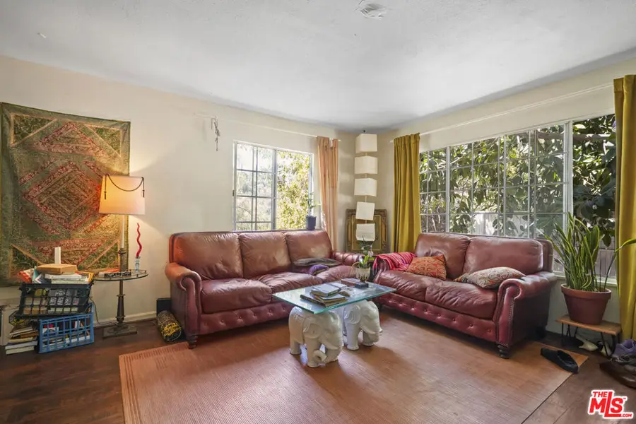 627 Dimmick Drive, Los Angeles, CA 90065 - Image #2