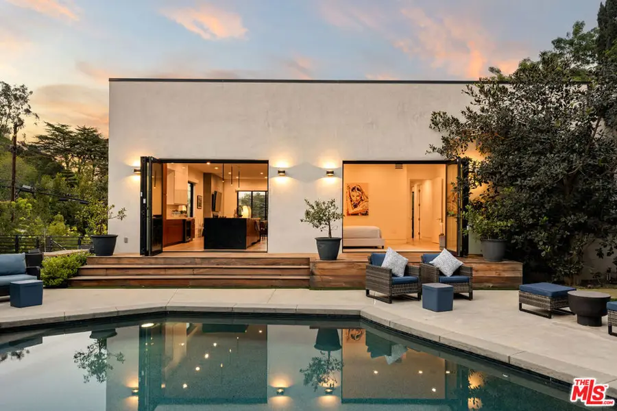 8446 Kirkwood Drive, Los Angeles, CA 90046 - Image #2