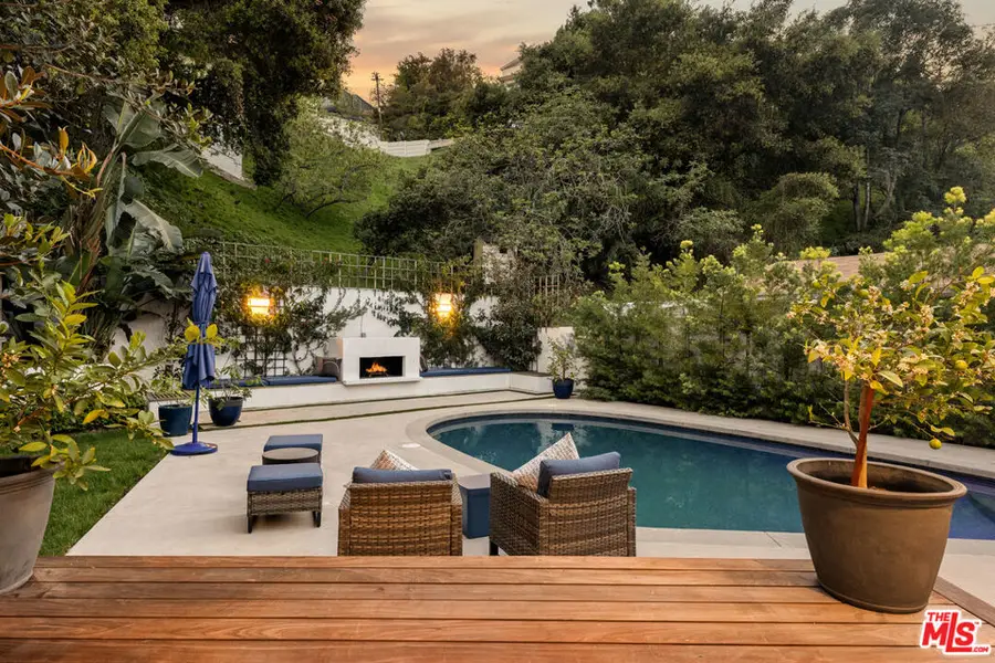 8446 Kirkwood Drive, Los Angeles, CA 90046 - Image #3