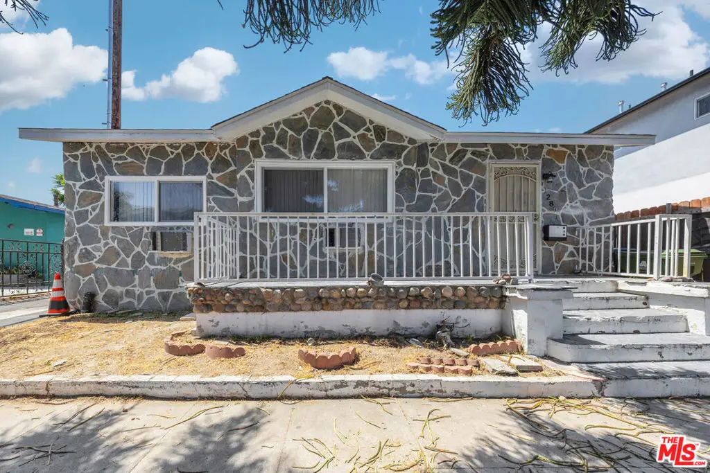 1286 W 39th Place, Los Angeles, CA 90037 - Image #1