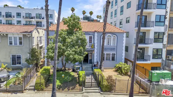 932 S Mariposa Avenue, Los Angeles, CA 90006