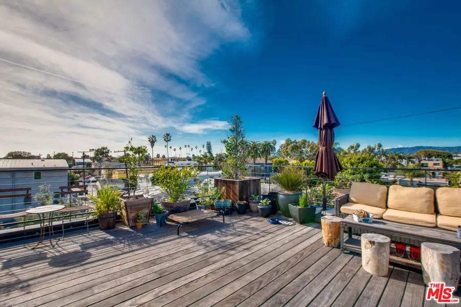 663 Brooks Avenue, Venice, CA 90291 - Image #3