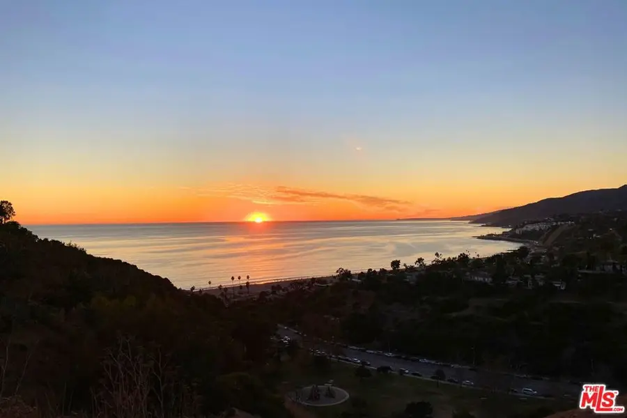 365 Mount Holyoke Avenue, Pacific Palisades, CA 90272 - Image #2