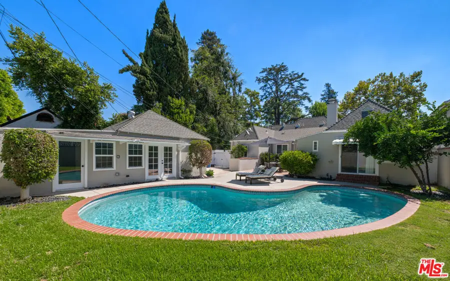 4547 Ledge Avenue, Toluca Lake, CA 91602 - Image #3