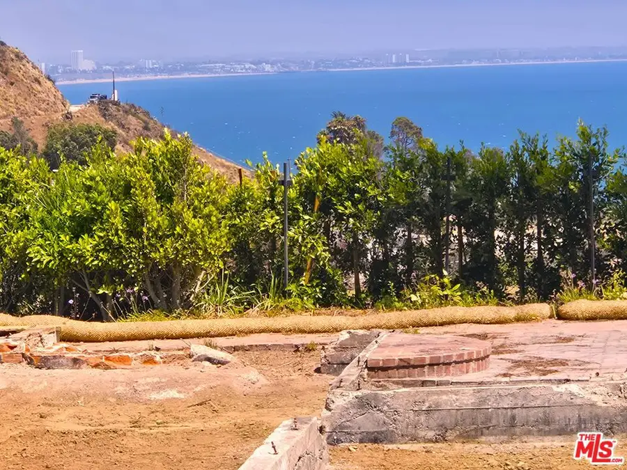 20434 Seaboard Road, Malibu, CA 90265 - Image #2