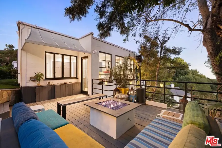 9314 Lloydcrest Drive, Beverly Hills, CA 90210 - Image #2