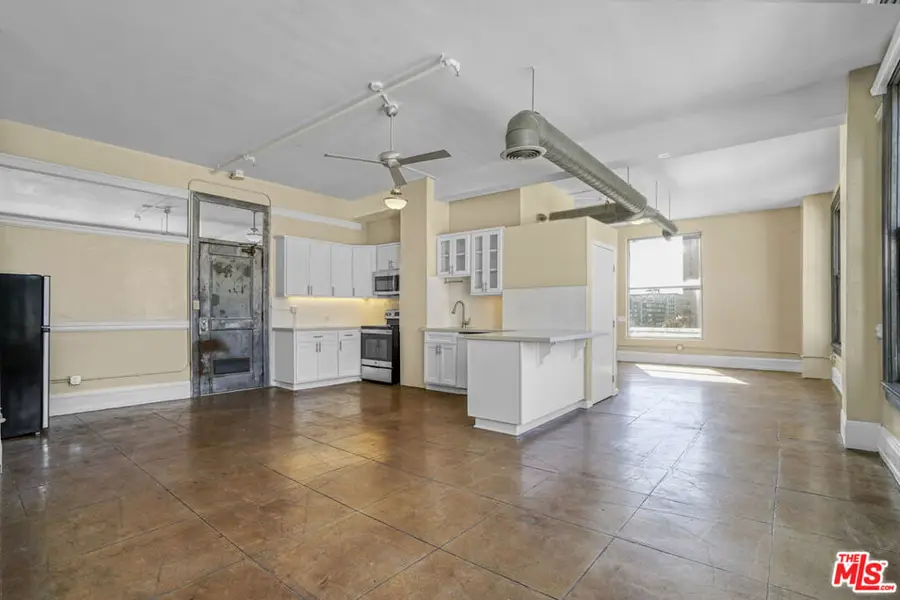 108 W 2nd Street #309, Los Angeles, CA 90012 - Image #2