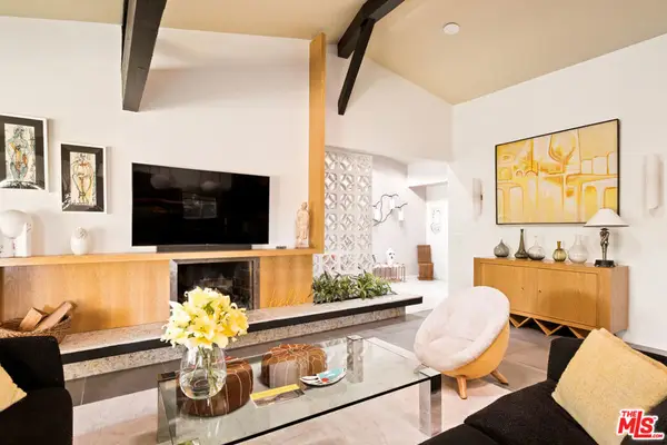 5549 Senford Avenue, Los Angeles, CA 90056