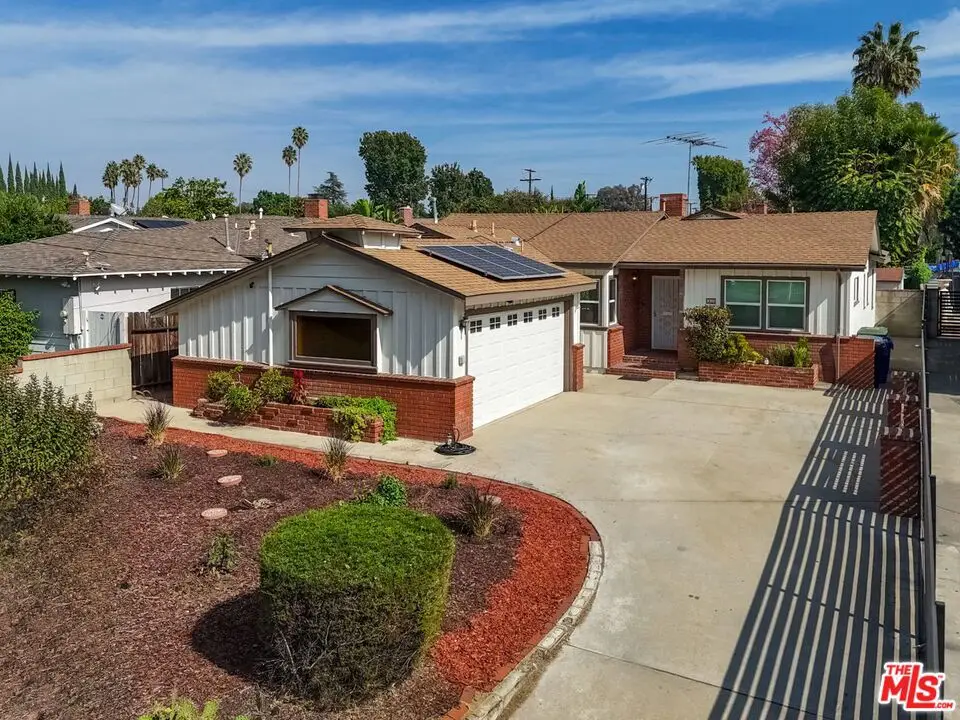 6938 Balboa Boulevard, Lake Balboa, CA 91406 - Image #1
