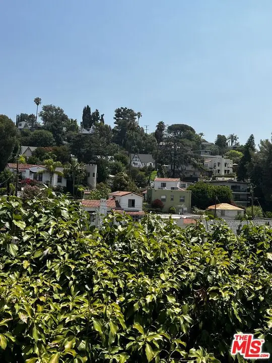 1505 Wellesley Drive, Glendale, CA 91205 - Image #2