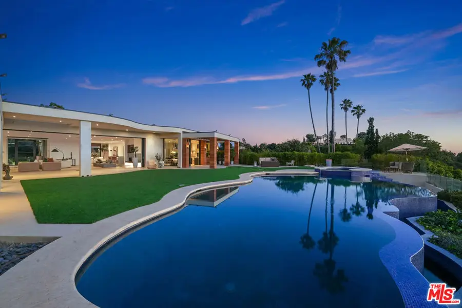 455 Castle Place, Beverly Hills, CA 90210 - Image #2