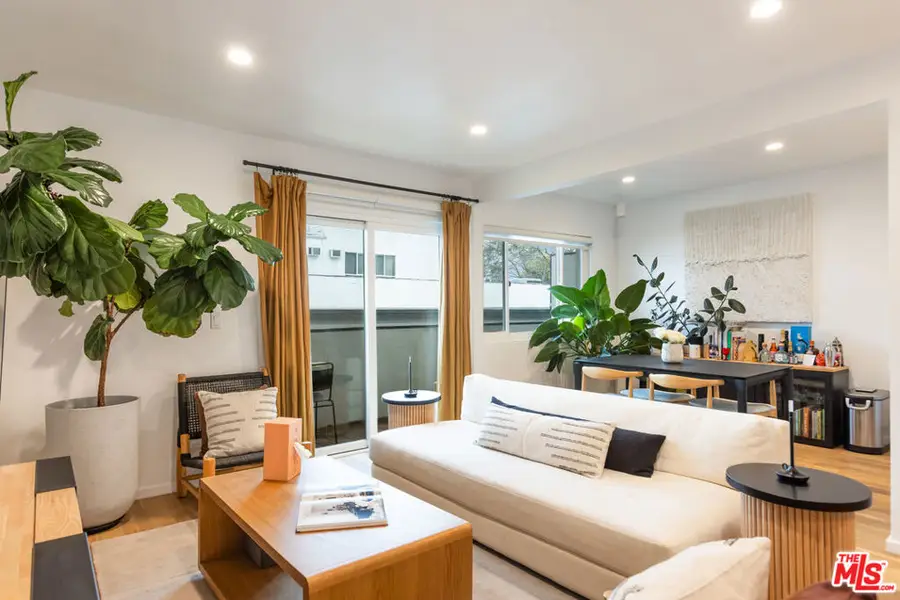 536 N Orlando Avenue #7, West Hollywood, CA 90048 - Image #2