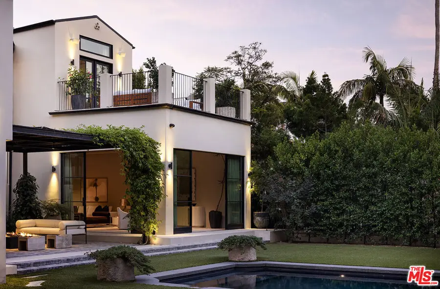 2401 Nottingham Avenue, Los Angeles, CA 90027 - Image #2