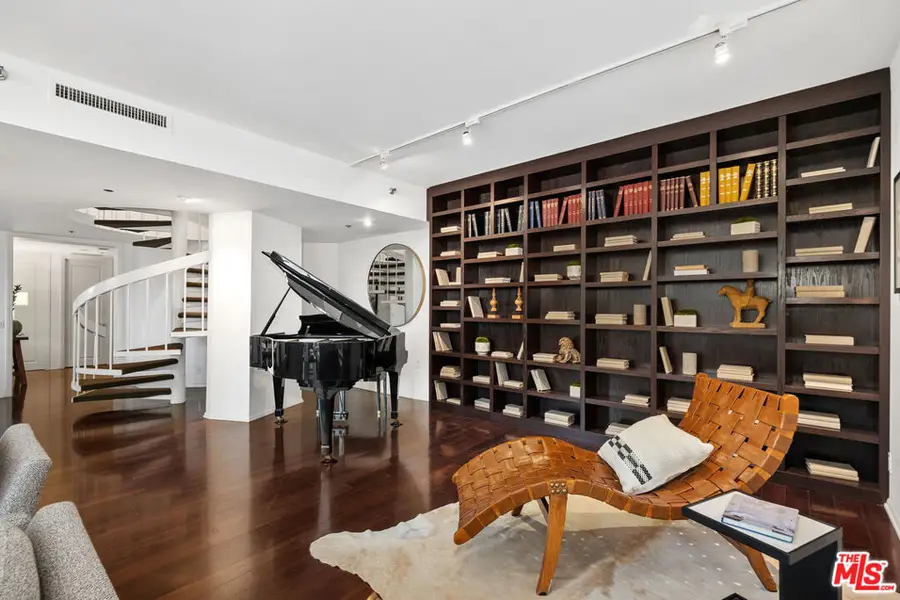 10550 Wilshire Boulevard #305, Los Angeles, CA 90024 - Image #2