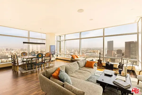 900 W Olympic Boulevard #33J, Los Angeles, CA 90015