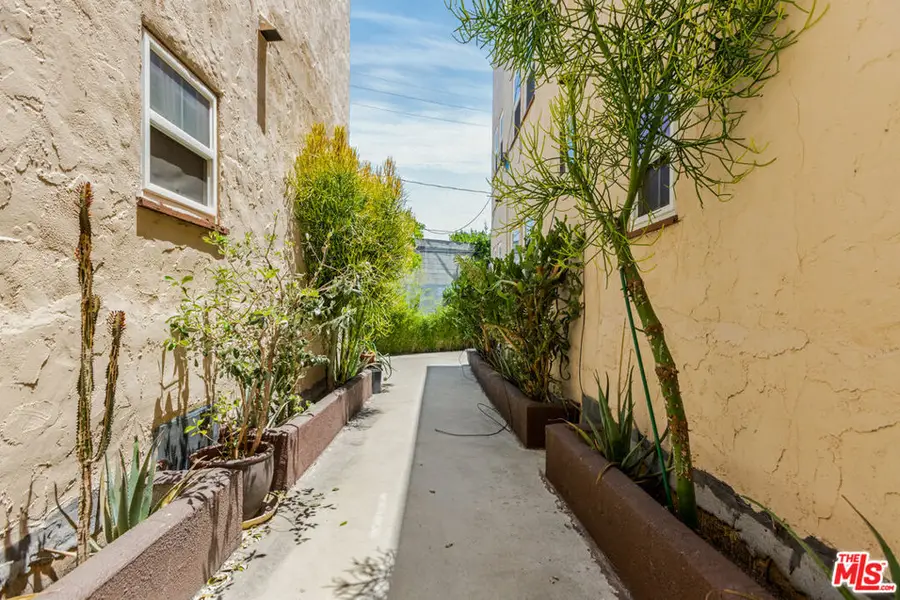 5320 W Olympic Boulevard, Los Angeles, CA 90036 - Image #3