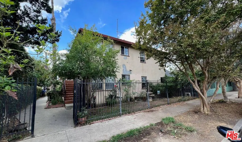 5919 Whitnall Highway, North Hollywood, CA 91601 - Image #1