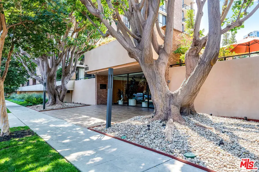 211 S Spalding Drive #107N, Beverly Hills, CA 90212 - Image #2