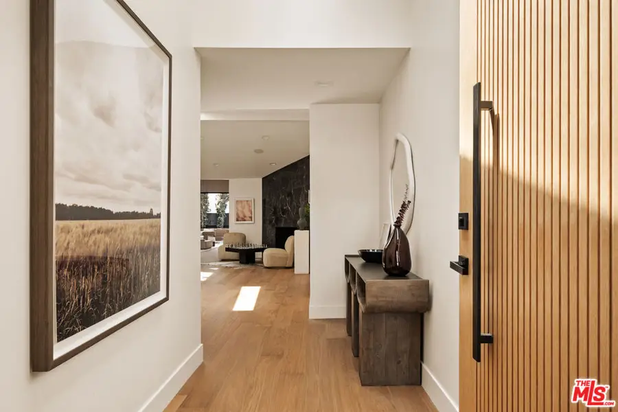 4615 Cedros Avenue, Sherman Oaks, CA 91403 - Image #2