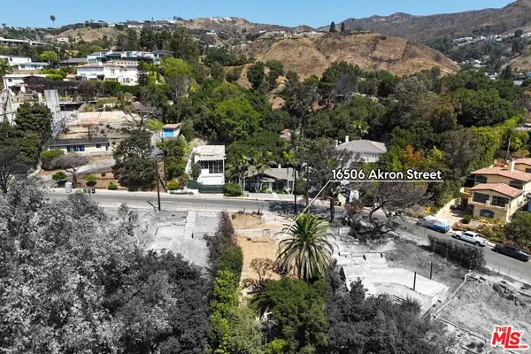 16506 Akron Street, Pacific Palisades, CA 90272