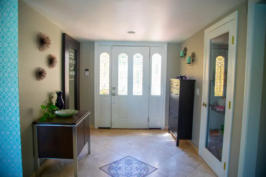 12818 Neon Way, Granada Hills, CA 91344 - Image #3