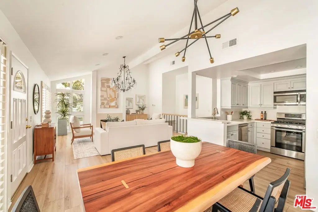 17140 Palisades Circle, Pacific Palisades, CA 90272 - #1