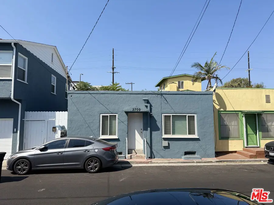 2709 Strongs Drive, Venice, CA 90291 - #2