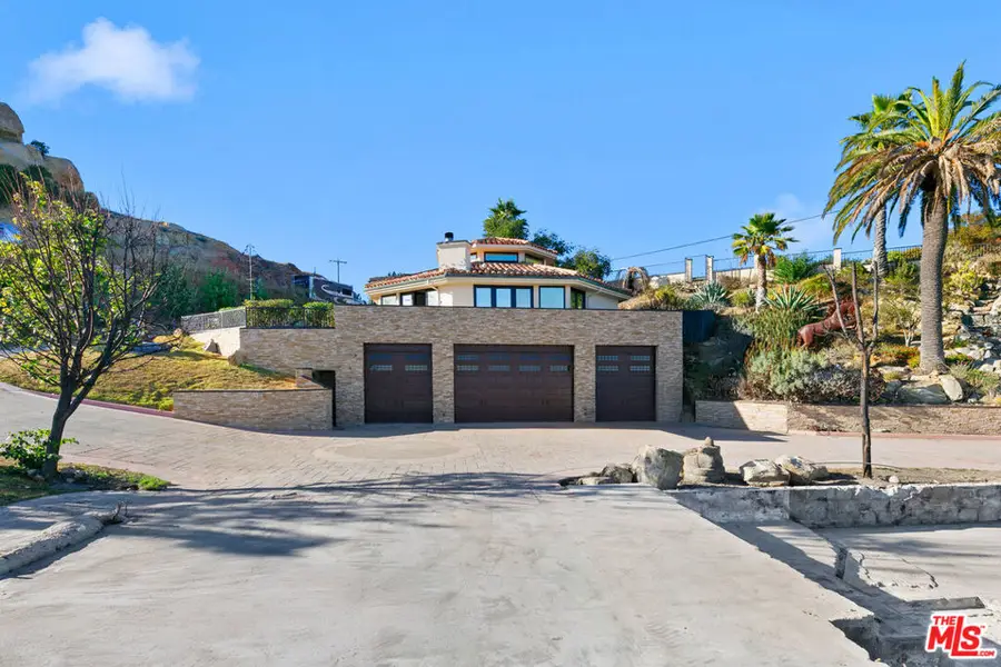23000 Saddle Peak Road, Topanga, CA 90290 - Image #2