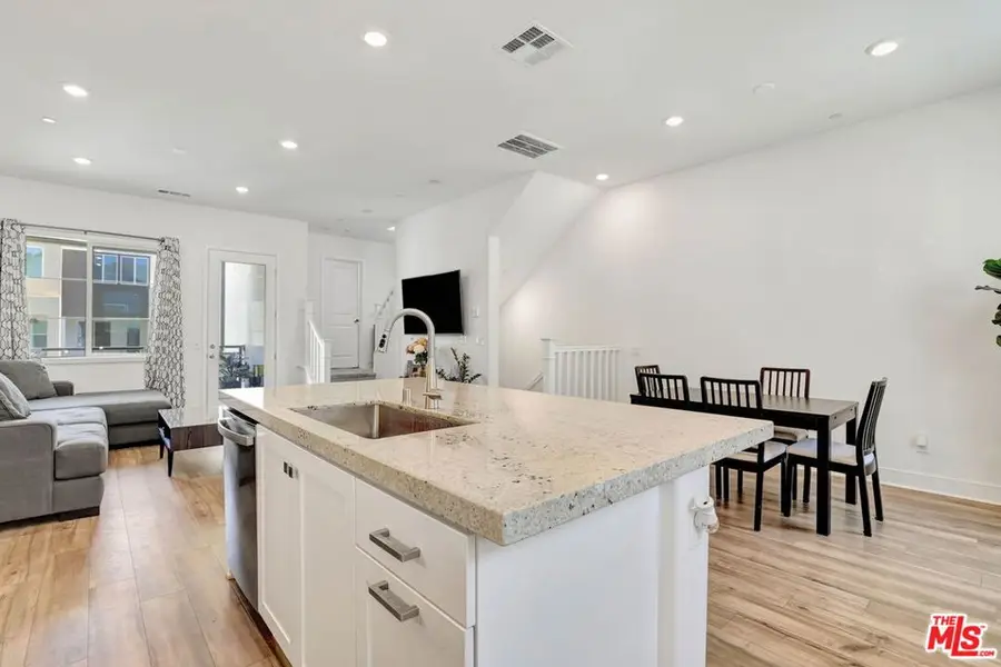 27408 Horizon View Lane, Valencia, CA 91381 - Image #3