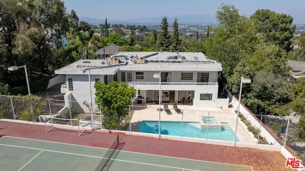 15656 Crownridge Place, Sherman Oaks, CA 91403 - #1