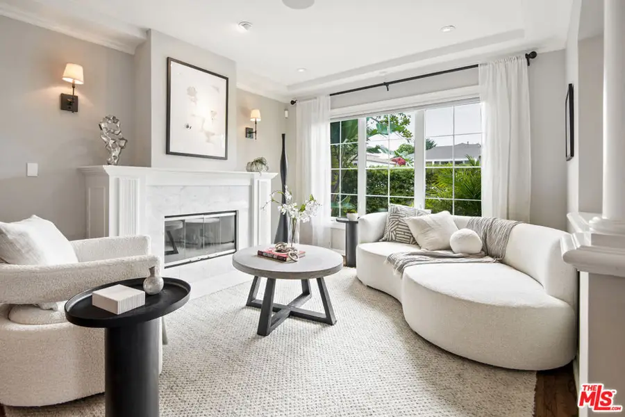 8000 Westlawn Avenue, Los Angeles, CA 90045 - Image #2