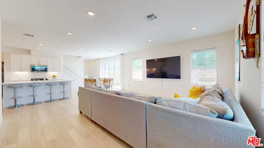 27651 Ensemble Place, Valencia, CA 91381 - Image #2