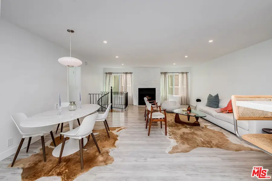 16 Quarterdeck Street #102, Marina Del Rey, CA 90292 - Image #2