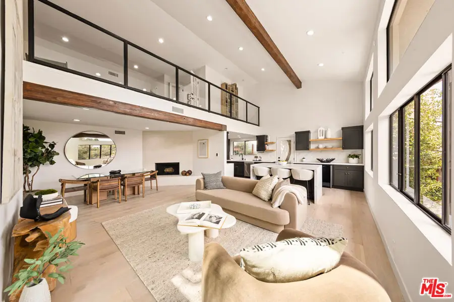 2965 Passmore Drive, Los Angeles, CA 90068 - Image #2