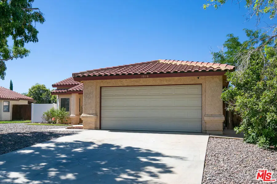1010 E Avenue J6, Lancaster, CA 93535 - #3