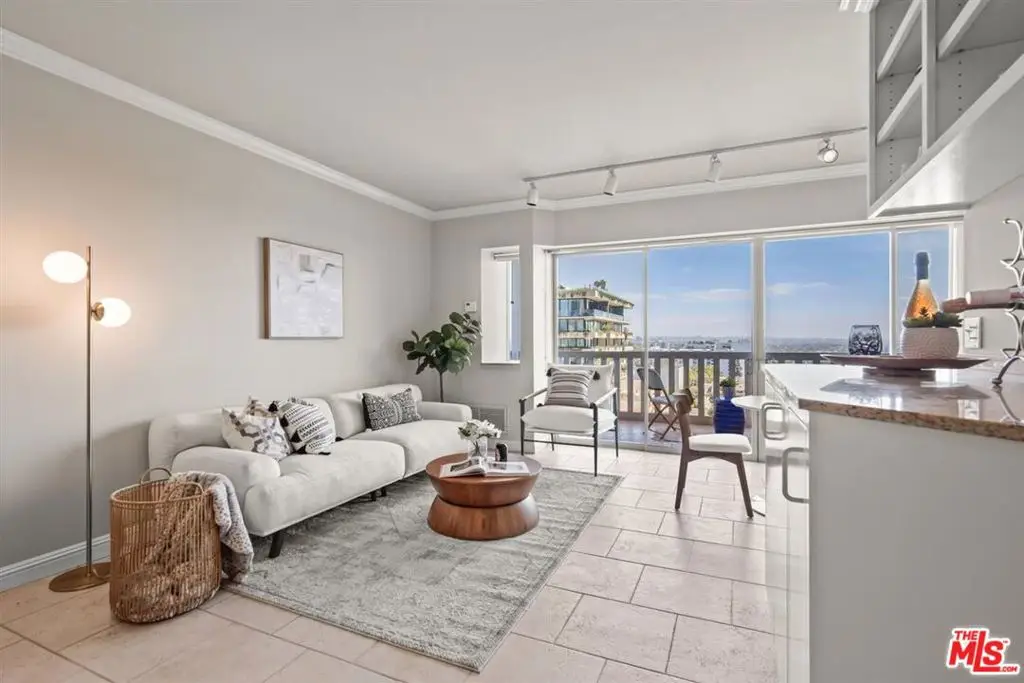 999 N Doheny Drive #806, West Hollywood, CA 90069 - Image #1