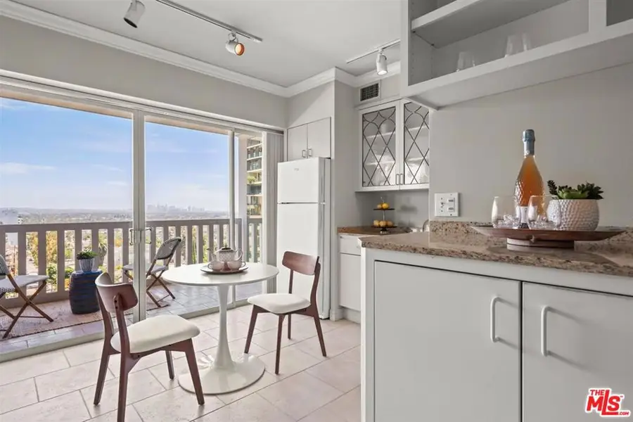 999 N Doheny Drive #806, West Hollywood, CA 90069 - Image #3