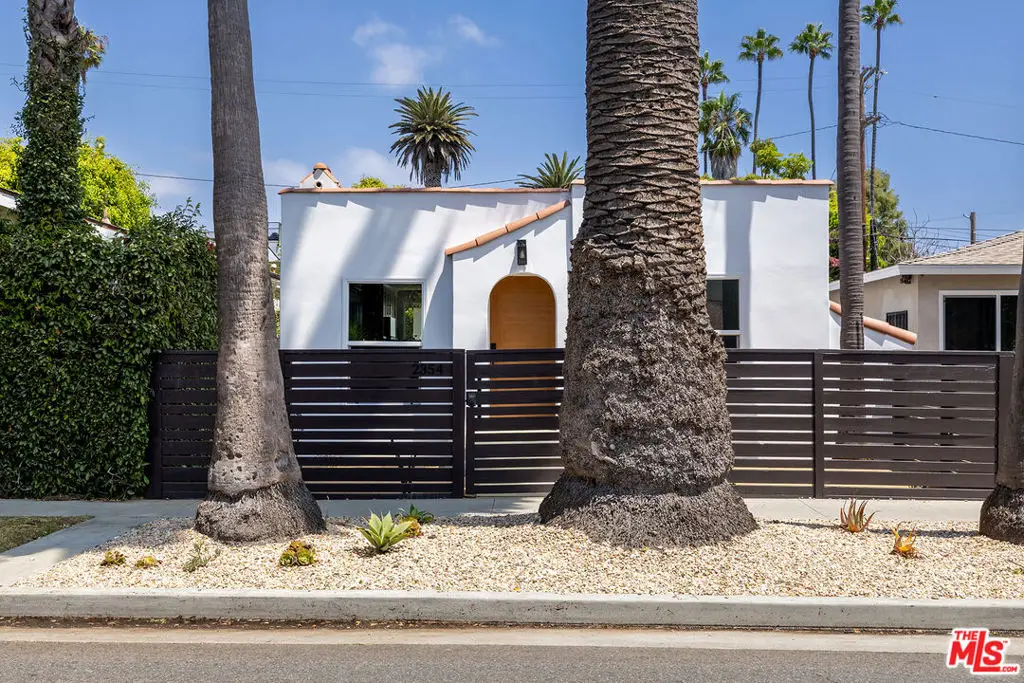 2354 Ocean Avenue, Venice, CA 90291 - Image #1