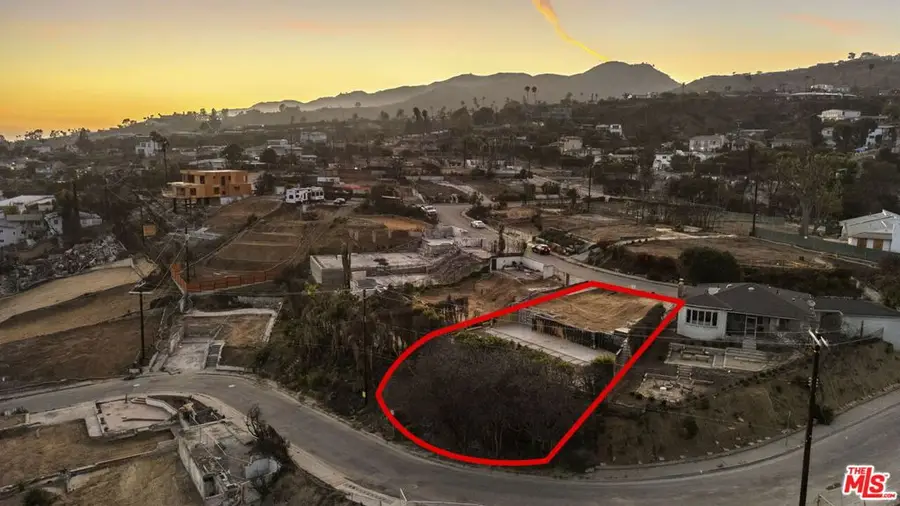 16510 Chattanooga Place, Pacific Palisades, CA 90272 - Image #3