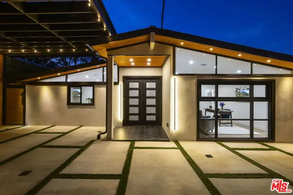 22263 Flanco Road, Woodland Hills, CA 91364